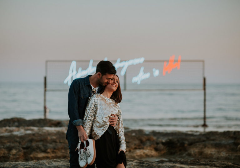 Fotógrafos de Pre Boda en Ibiza Neones para Bodas