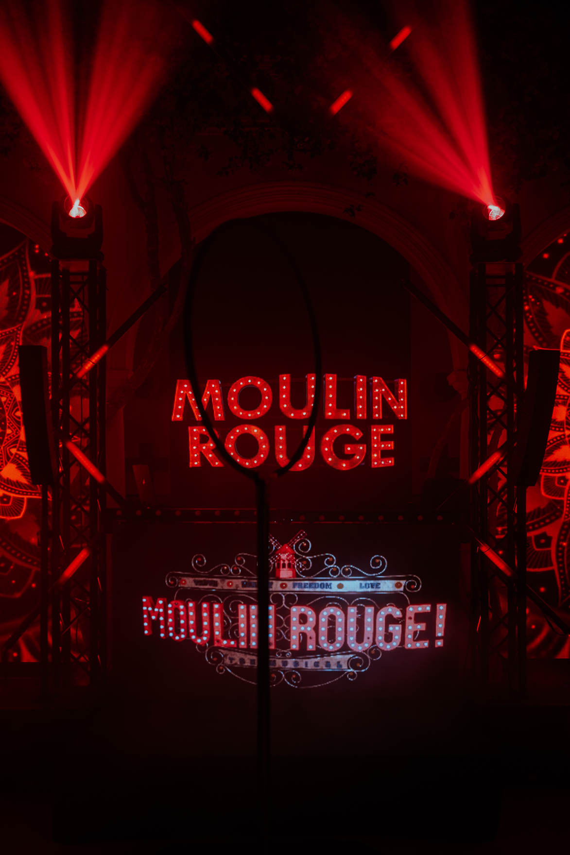 Boda Moulin Rouge Marques de Montemolar