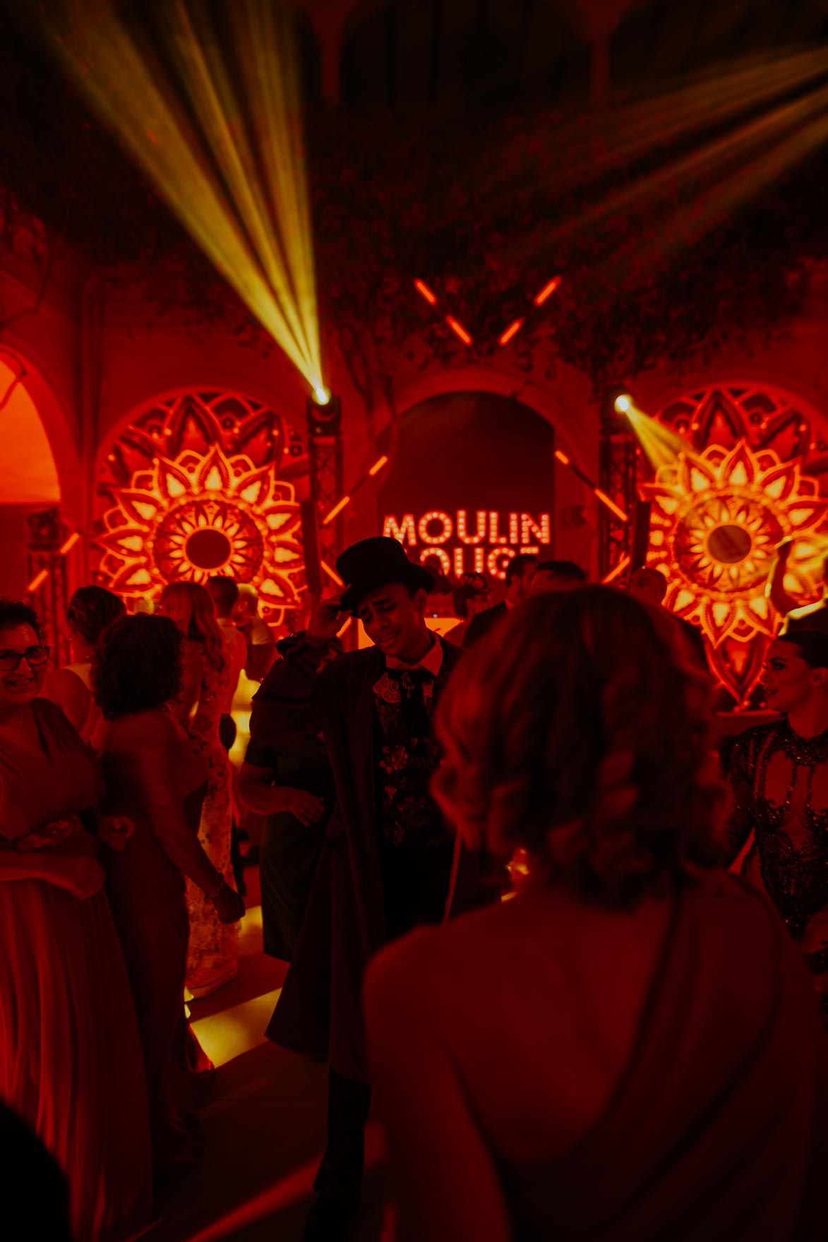 Boda Moulin Rouge Marques de Montemolar